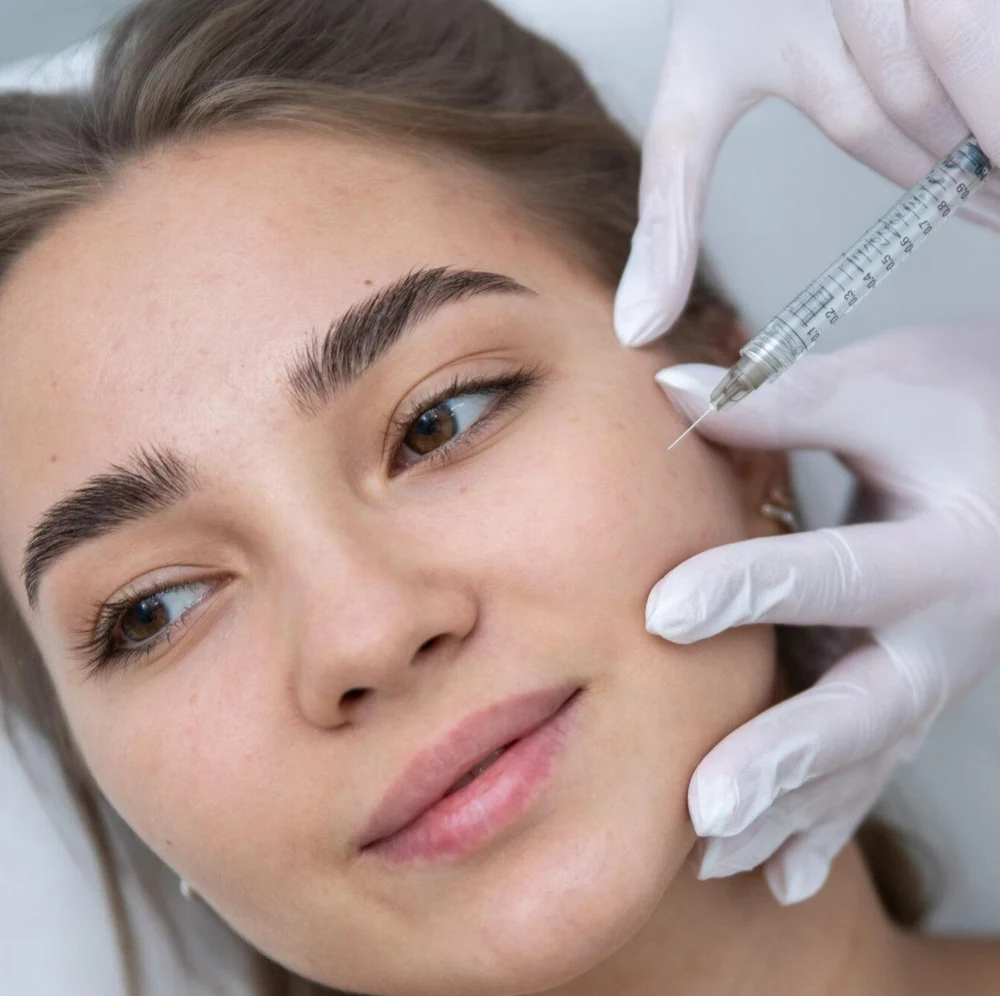 Векторный лифтинг с использованием гидроксиапатита кальция